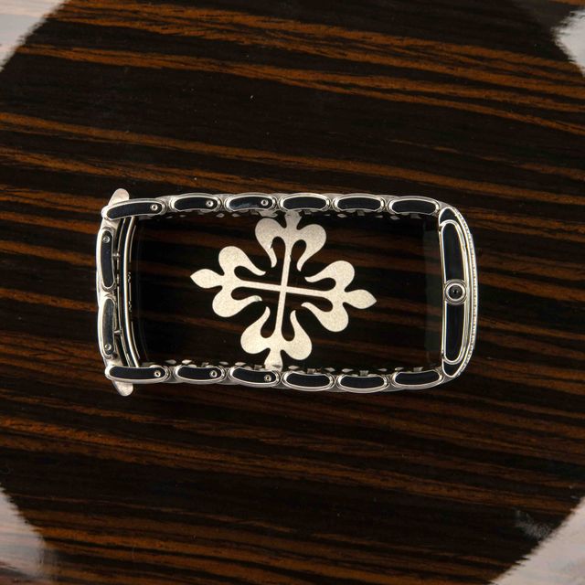 Patek Philippe Twenty-4 4910/10A-010 Image 2